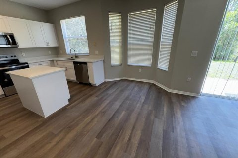 Casa en venta en Orlando, Florida, 4 dormitorios, 240.25 m2 № 1725409 - foto 8
