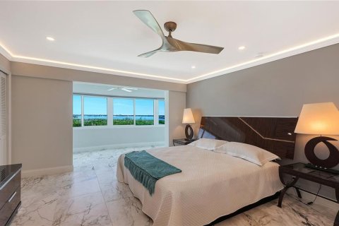 Condominio en venta en Sarasota, Florida, 2 dormitorios, 189.06 m2 № 2130895 - foto 25