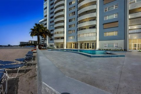 Condominio en venta en Sarasota, Florida, 2 dormitorios, 189.06 m2 № 2130895 - foto 8