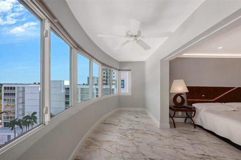 Condominio en venta en Sarasota, Florida, 2 dormitorios, 189.06 m2 № 2130895 - foto 30