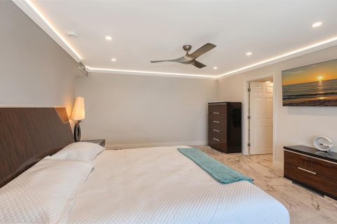 Condominio en venta en Sarasota, Florida, 2 dormitorios, 189.06 m2 № 2130895 - foto 27