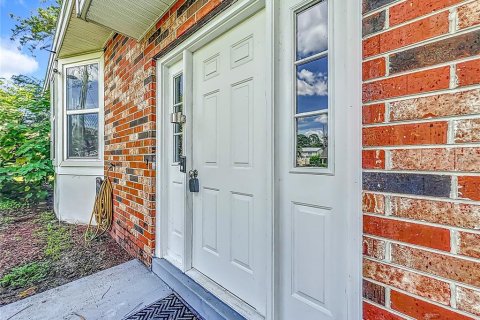 Villa ou maison à louer à Ocala, Floride: 4 chambres, 192.87 m2 № 1840079 - photo 7