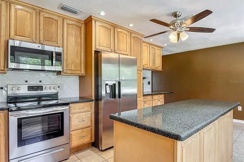 Villa ou maison à louer à Ocala, Floride: 4 chambres, 192.87 m2 № 1840079 - photo 25