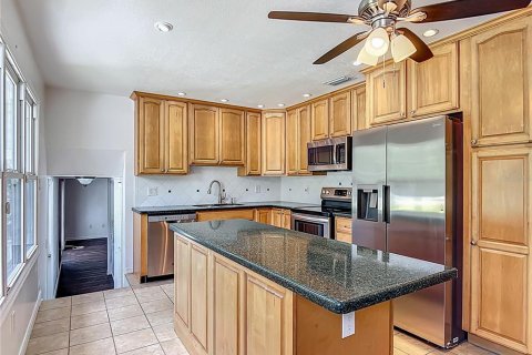 Villa ou maison à louer à Ocala, Floride: 4 chambres, 192.87 m2 № 1840079 - photo 22