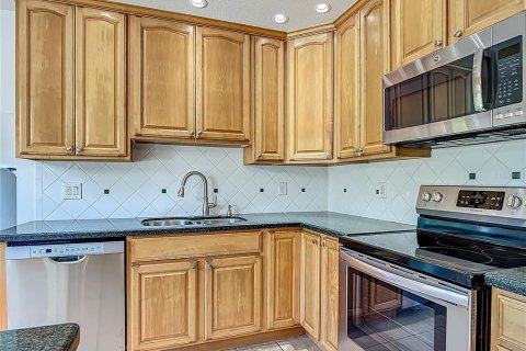Villa ou maison à louer à Ocala, Floride: 4 chambres, 192.87 m2 № 1840079 - photo 24