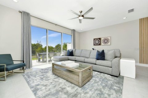 Townhouse in Kissimmee, Florida 3 bedrooms, 158.31 sq.m. № 1680682 - photo 6