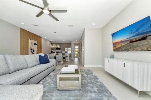 Townhouse in Kissimmee, Florida 3 bedrooms, 158.31 sq.m. № 1680682 - photo 7