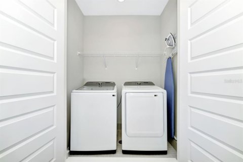 Townhouse in Kissimmee, Florida 3 bedrooms, 158.31 sq.m. № 1680682 - photo 19