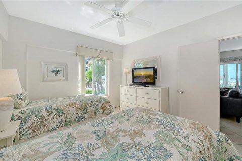 Купить кондоминиум в Сарасота, Флорида 7 комнат, 111.85м2, № 2093229 - фото 25