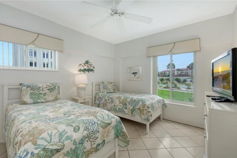 Купить кондоминиум в Сарасота, Флорида 7 комнат, 111.85м2, № 2093229 - фото 22