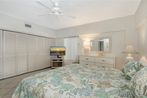 Купить кондоминиум в Сарасота, Флорида 7 комнат, 111.85м2, № 2093229 - фото 29