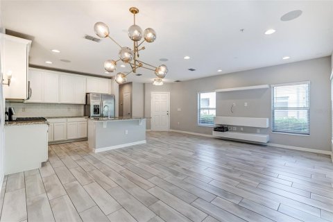 Touwnhouse à vendre à Sanford, Floride: 4 chambres, 162.11 m2 № 1914883 - photo 10
