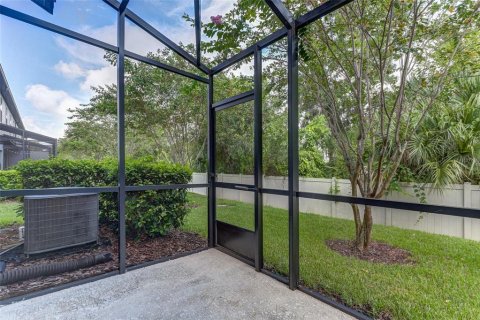 Touwnhouse à vendre à Sanford, Floride: 4 chambres, 162.11 m2 № 1914883 - photo 17