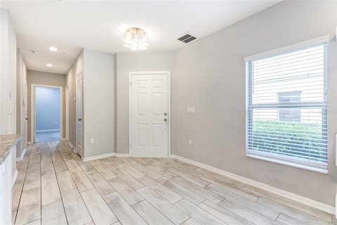 Touwnhouse à vendre à Sanford, Floride: 4 chambres, 162.11 m2 № 1914883 - photo 18