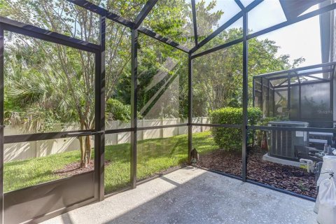 Touwnhouse à vendre à Sanford, Floride: 4 chambres, 162.11 m2 № 1914883 - photo 15