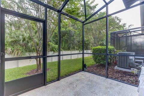 Touwnhouse à vendre à Sanford, Floride: 4 chambres, 162.11 m2 № 1914883 - photo 16