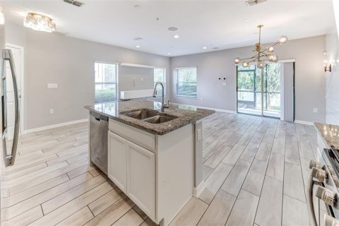 Touwnhouse à vendre à Sanford, Floride: 4 chambres, 162.11 m2 № 1914883 - photo 13