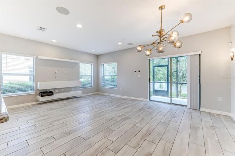 Touwnhouse à vendre à Sanford, Floride: 4 chambres, 162.11 m2 № 1914883 - photo 14