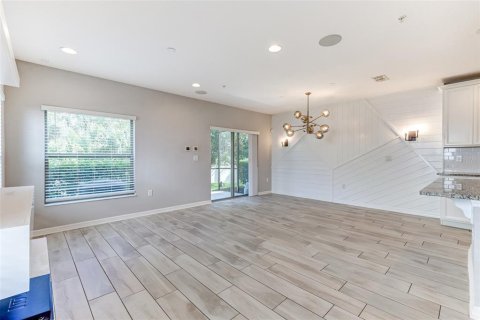 Touwnhouse à vendre à Sanford, Floride: 4 chambres, 162.11 m2 № 1914883 - photo 7