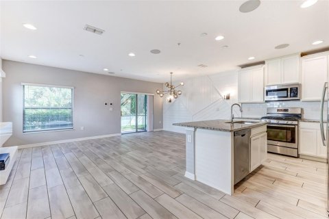 Touwnhouse à vendre à Sanford, Floride: 4 chambres, 162.11 m2 № 1914883 - photo 6