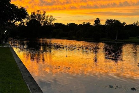 Купить кондоминиум в Лодерхилл, Флорида 3 спальни, 126.72м2, № 1896703 - фото 29