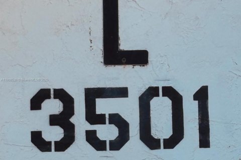 Купить кондоминиум в Лодерхилл, Флорида 3 спальни, 126.72м2, № 1896703 - фото 26