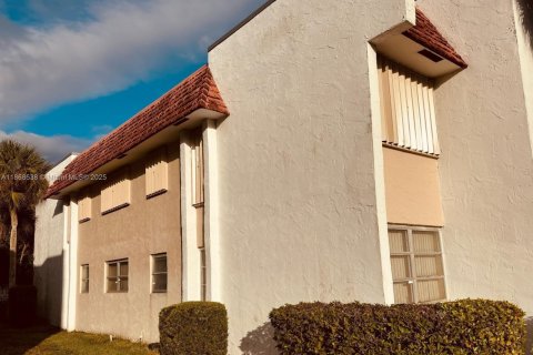 Купить кондоминиум в Лодерхилл, Флорида 3 спальни, 126.72м2, № 1896703 - фото 27