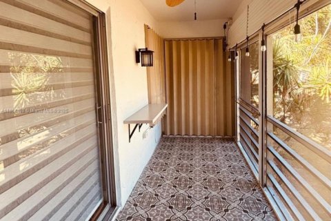 Купить кондоминиум в Лодерхилл, Флорида 3 спальни, 126.72м2, № 1896703 - фото 23