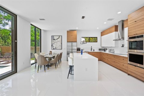Villa ou maison à louer à Sarasota, Floride: 4 chambres, 253.25 m2 № 2151204 - photo 16