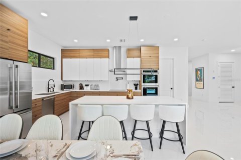 Villa ou maison à louer à Sarasota, Floride: 4 chambres, 253.25 m2 № 2151204 - photo 17
