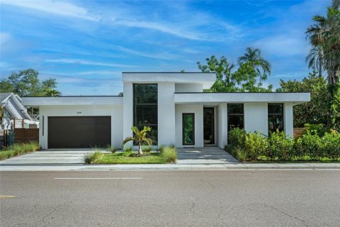 Villa ou maison à louer à Sarasota, Floride: 4 chambres, 253.25 m2 № 2151204 - photo 3