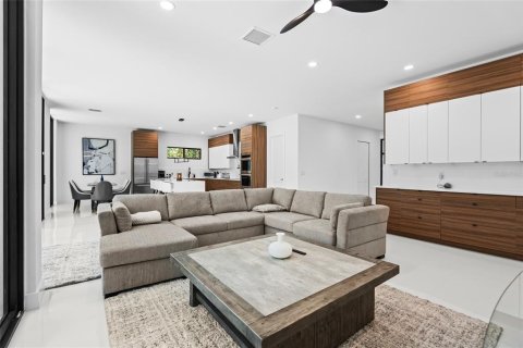 Villa ou maison à louer à Sarasota, Floride: 4 chambres, 253.25 m2 № 2151204 - photo 11