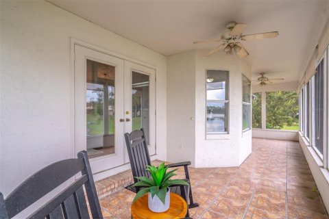 Villa ou maison à vendre à Deltona, Floride: 3 chambres, 167.69 m2 № 2351840 - photo 26
