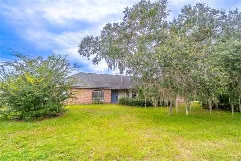 Villa ou maison à vendre à Deltona, Floride: 3 chambres, 167.69 m2 № 2351840 - photo 4