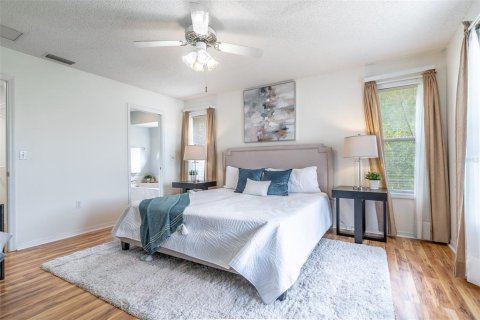 Villa ou maison à vendre à Deltona, Floride: 3 chambres, 167.69 m2 № 2351840 - photo 30
