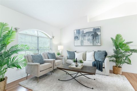 Villa ou maison à vendre à Deltona, Floride: 3 chambres, 167.69 m2 № 2351840 - photo 11