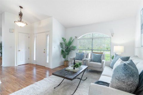 Villa ou maison à vendre à Deltona, Floride: 3 chambres, 167.69 m2 № 2351840 - photo 13