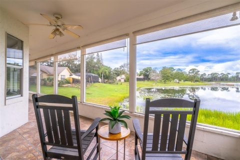 Villa ou maison à vendre à Deltona, Floride: 3 chambres, 167.69 m2 № 2351840 - photo 25