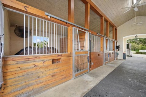 Купить квартиру в Веллингтон, Флорида 471.76м2, № 2081708 - фото 7