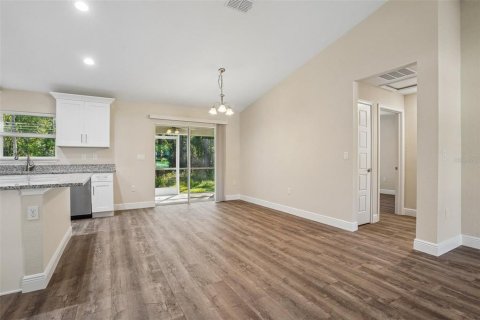 Villa ou maison à vendre à Citrus Springs, Floride: 3 chambres, 134.99 m2 № 2198046 - photo 9