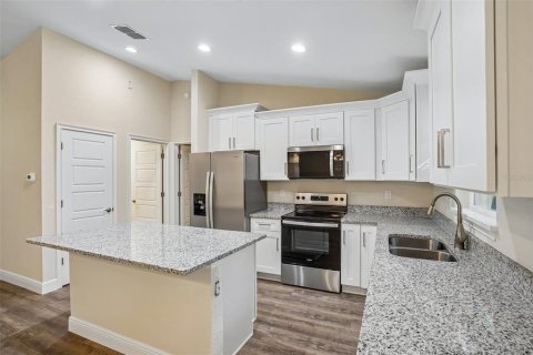 Villa ou maison à vendre à Citrus Springs, Floride: 3 chambres, 134.99 m2 № 2198046 - photo 12