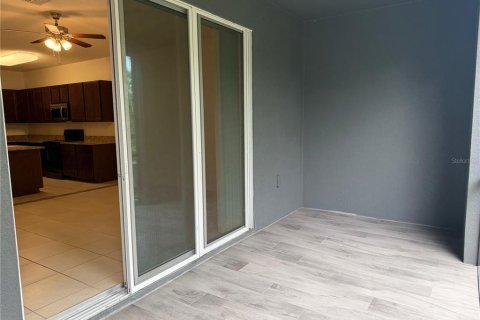 Touwnhouse à louer à Riverview, Floride: 3 chambres, 158.58 m2 № 2388726 - photo 18