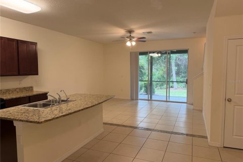 Touwnhouse à louer à Riverview, Floride: 3 chambres, 158.58 m2 № 2388726 - photo 14