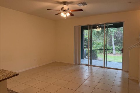 Touwnhouse à louer à Riverview, Floride: 3 chambres, 158.58 m2 № 2388726 - photo 16