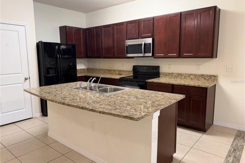 Touwnhouse à louer à Riverview, Floride: 3 chambres, 158.58 m2 № 2388726 - photo 9