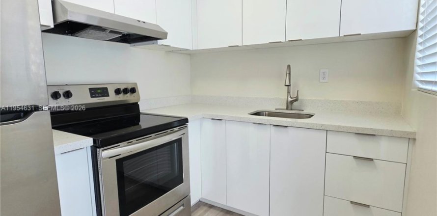 Condo à Miami Beach, Floride, 1 chambre  № 2008404