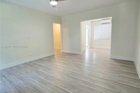 Copropriété à louer à Miami Beach, Floride: 1 chambre, 82.68 m2 № 2008404 - photo 3