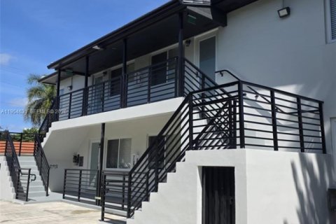 Copropriété à louer à Miami Beach, Floride: 1 chambre, 82.68 m2 № 2008404 - photo 12