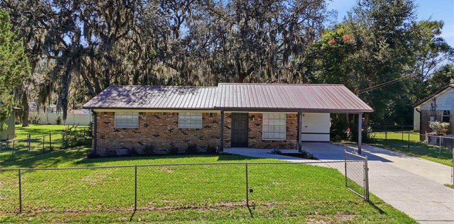 Casa en Orange City, Florida 3 dormitorios, 97.55 m2 № 2419211