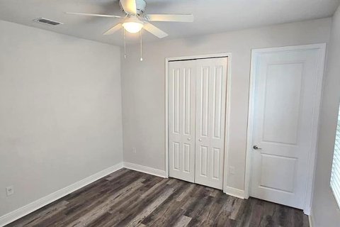 Villa ou maison à louer à Davenport, Floride: 5 chambres, 288.55 m2 № 2413749 - photo 4